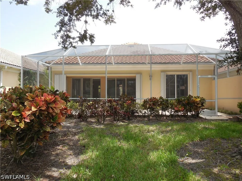 Hawkesbury Way Naples, FL 34119