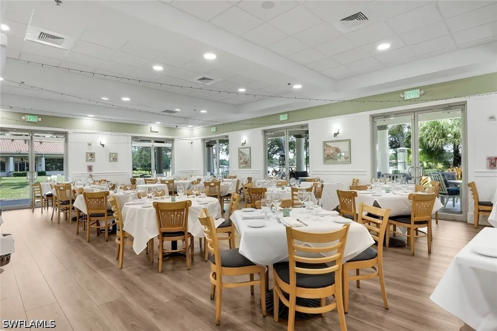 Hawkesbury Way Naples, FL 34119
