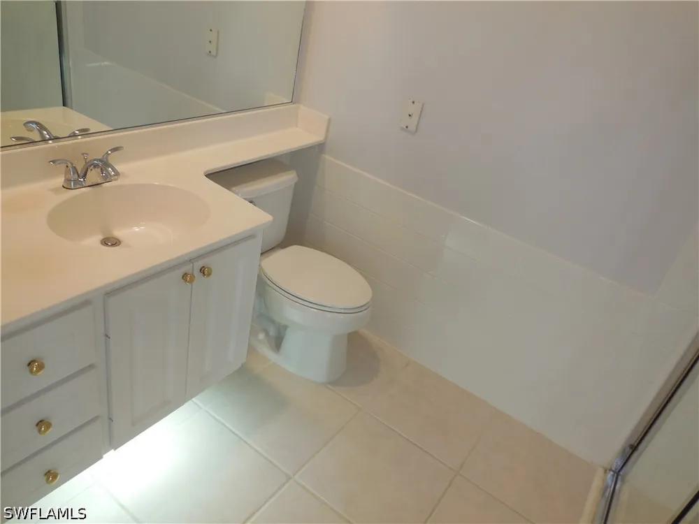 Hawkesbury Way Naples, FL 34119