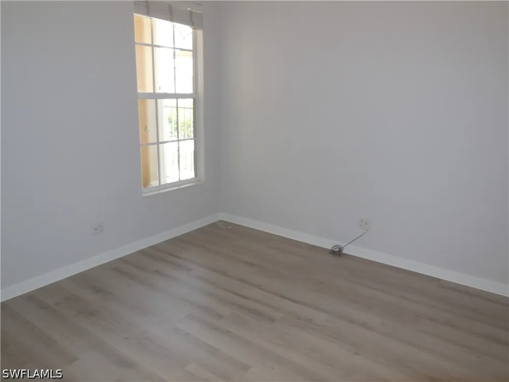 Hawkesbury Way Naples, FL 34119