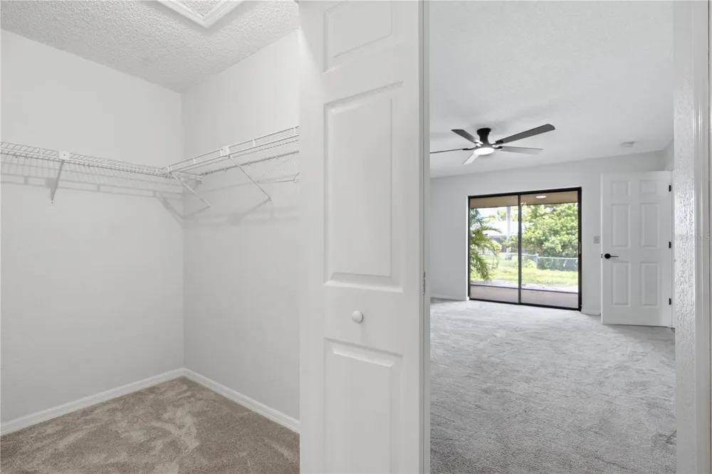 9743 106TH AVENUE Largo, FL 33773