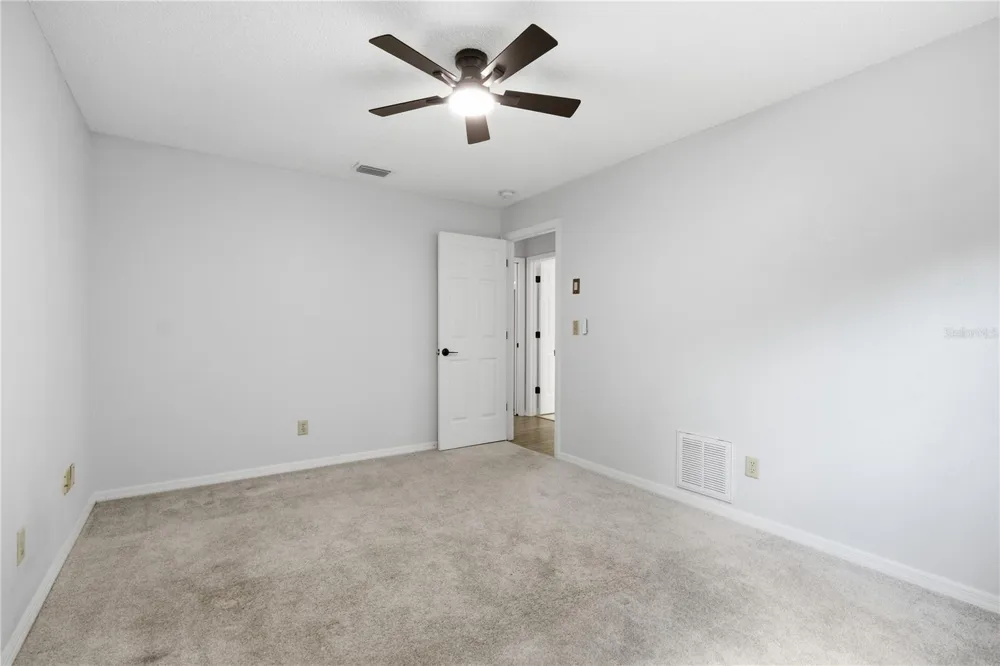 9743 106TH AVENUE Largo, FL 33773