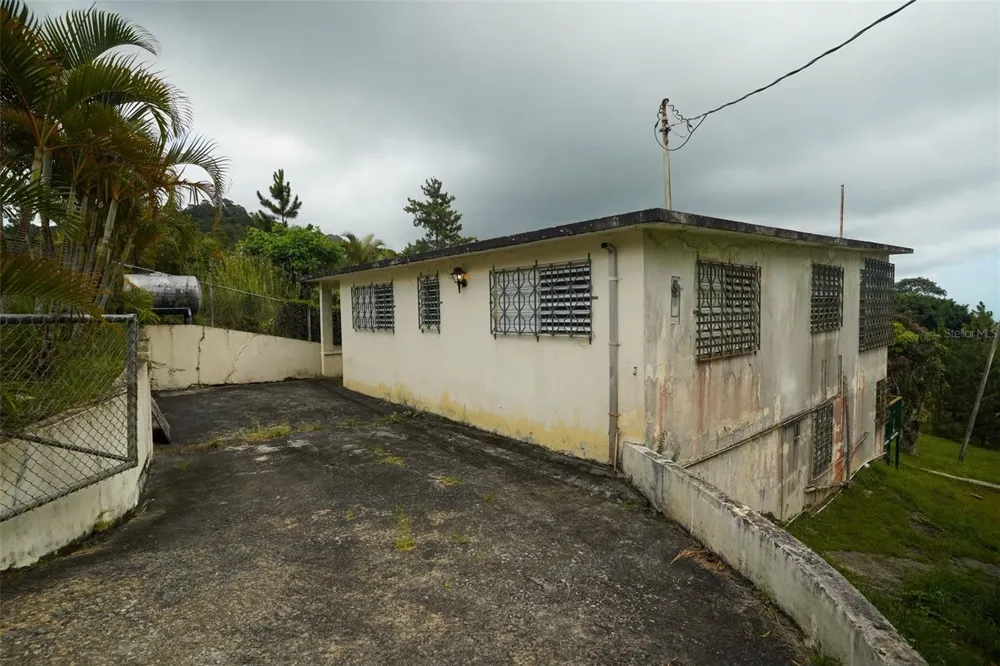#143 BO ANON, #5 Ponce, PR 00730