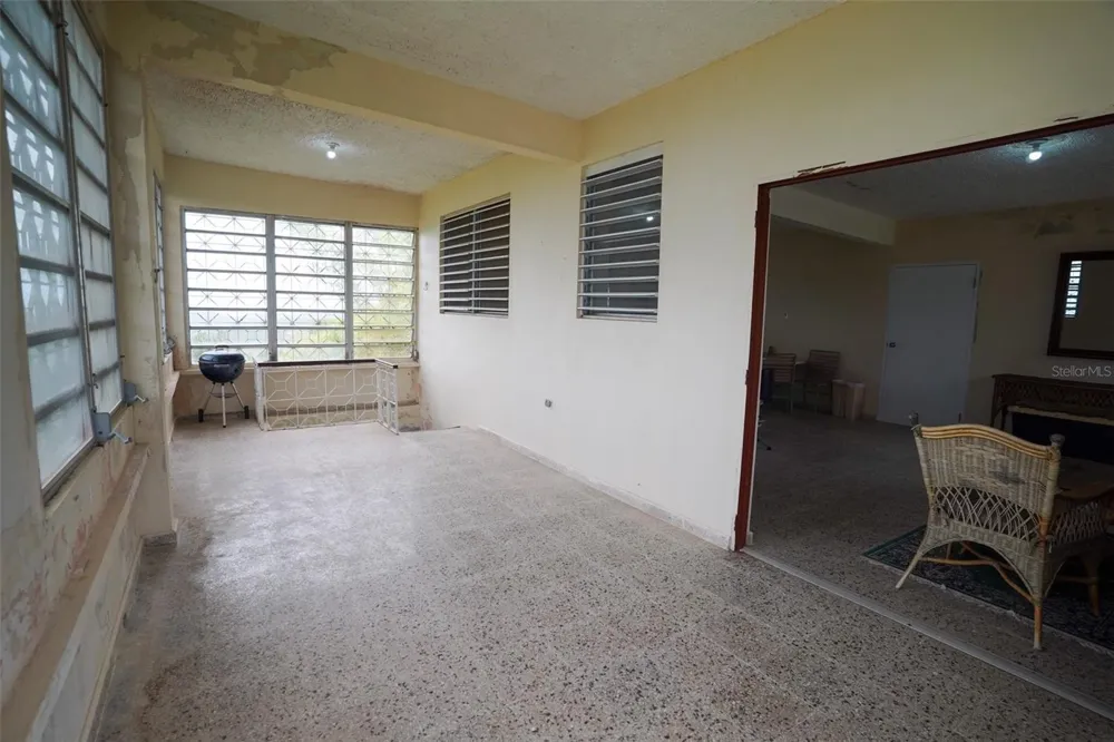 #143 BO ANON, #5 Ponce, PR 00730
