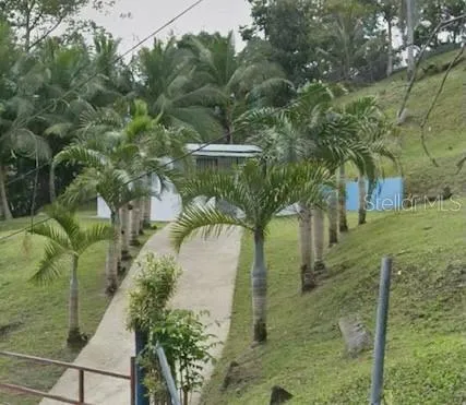 KM 12.2 INT LAS PAPAYAS RD (SR-185) #Lots A and B Carolina, PR 00987