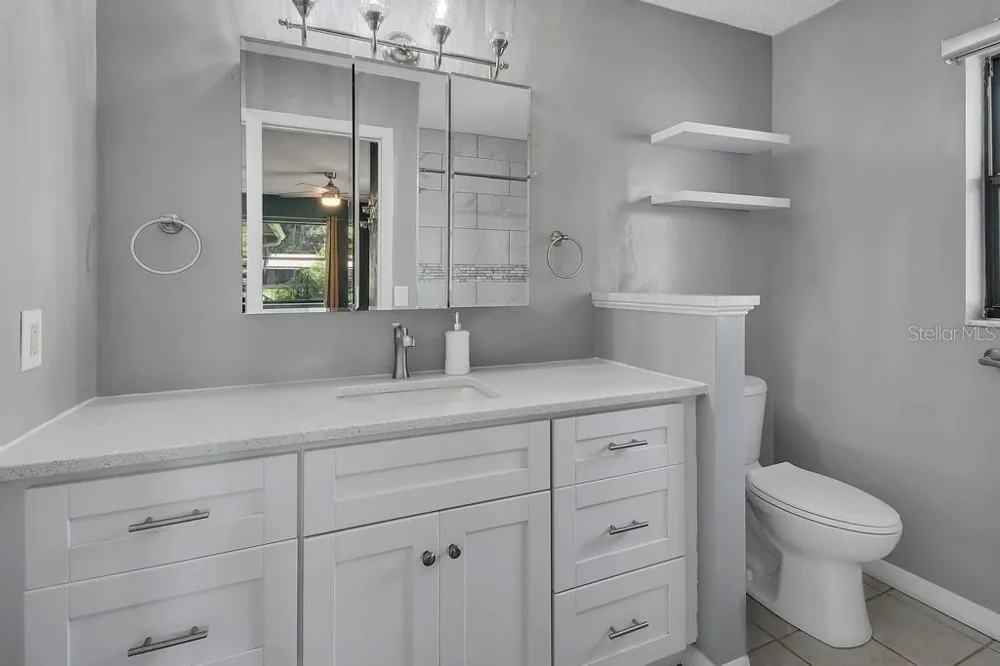 235 W RETTA STREET De Leon Springs, FL 32130