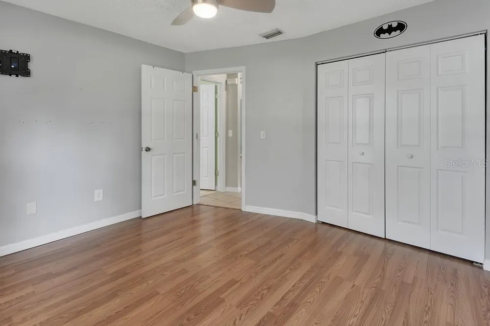 235 W RETTA STREET De Leon Springs, FL 32130