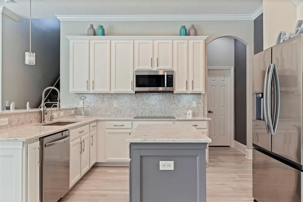 11508 OYSTER BAY CIRCLE New Port Richey, FL 34654
