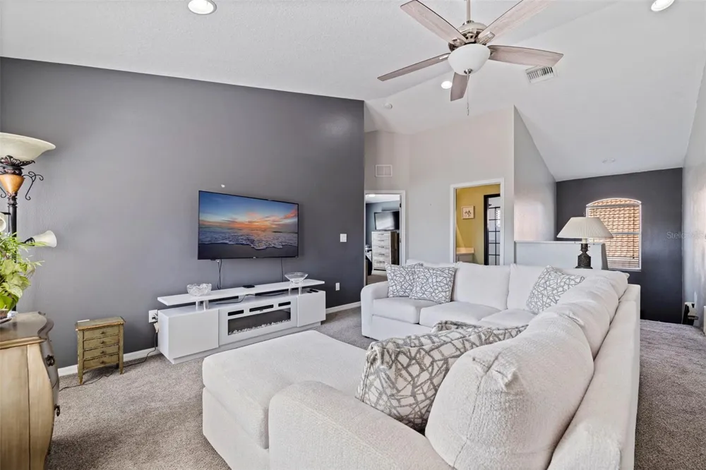 11508 OYSTER BAY CIRCLE New Port Richey, FL 34654