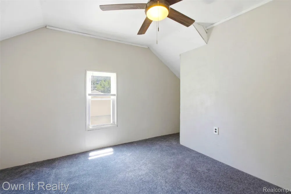 26546 Palmer Boulevard Madison Heights City, MI 48071