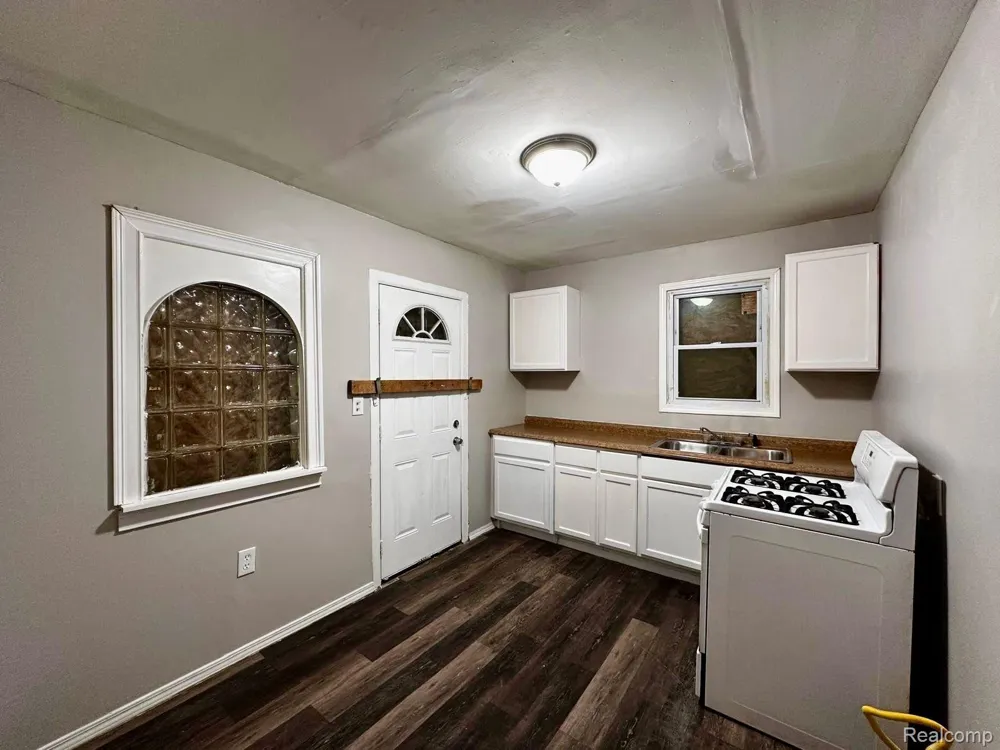20014 Hull Street Highland Park City, MI 48203