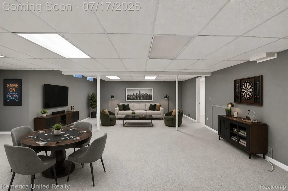 24597 Edgewood Drive Novi City, MI 48374