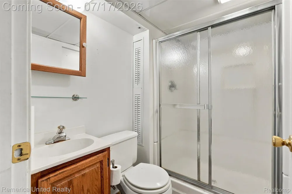 24597 Edgewood Drive Novi City, MI 48374