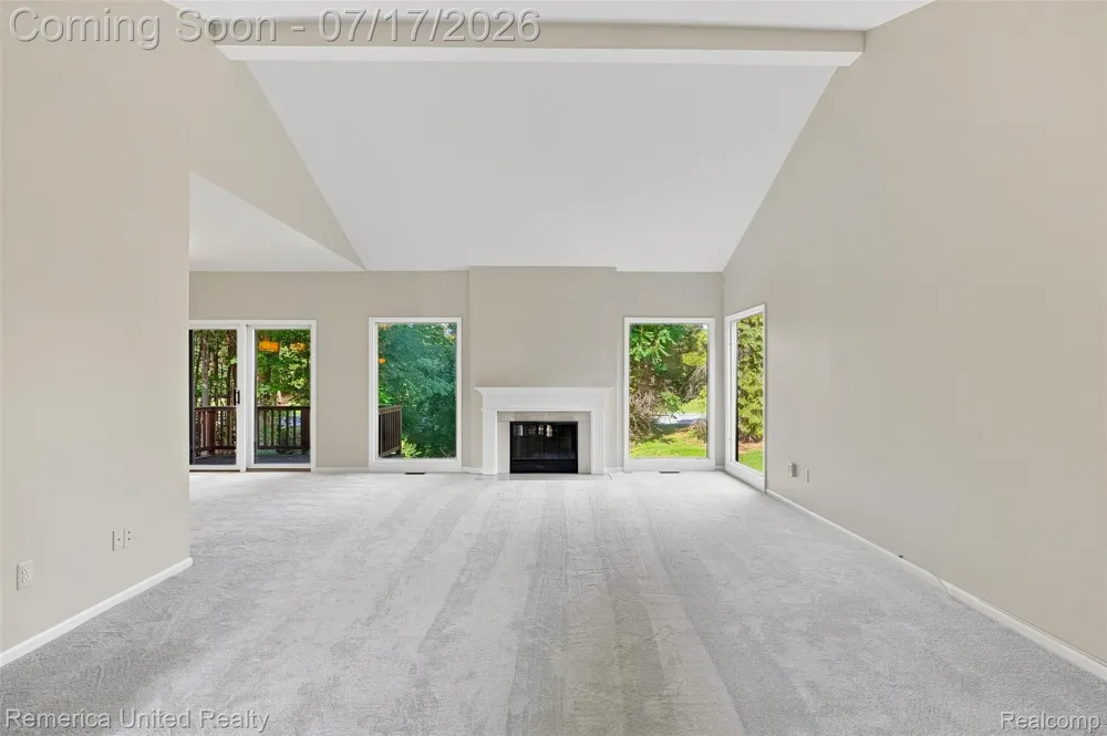 24597 Edgewood Drive Novi City, MI 48374