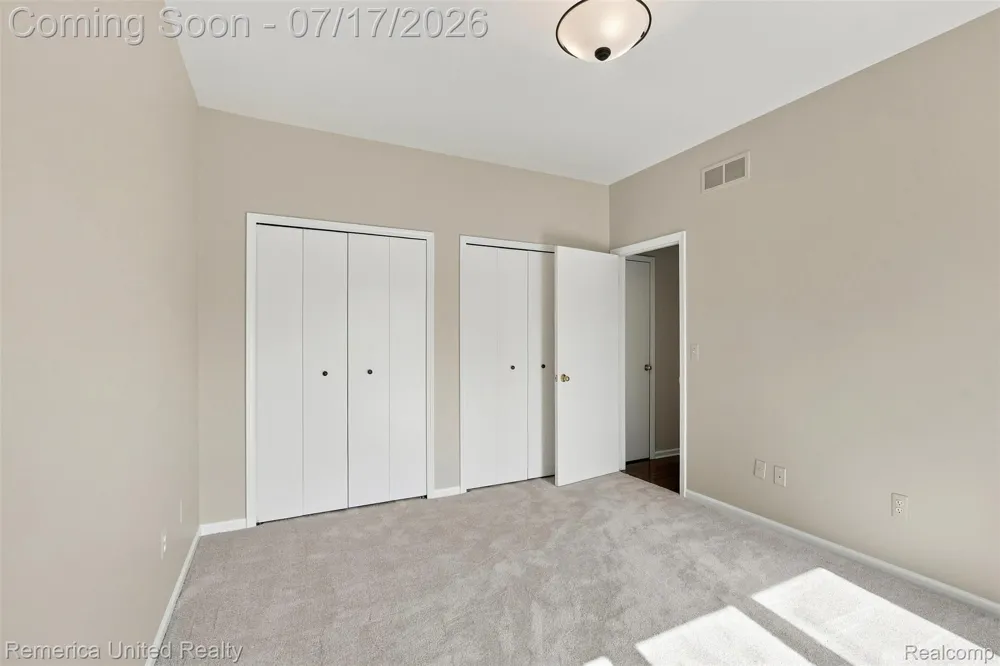 24597 Edgewood Drive Novi City, MI 48374