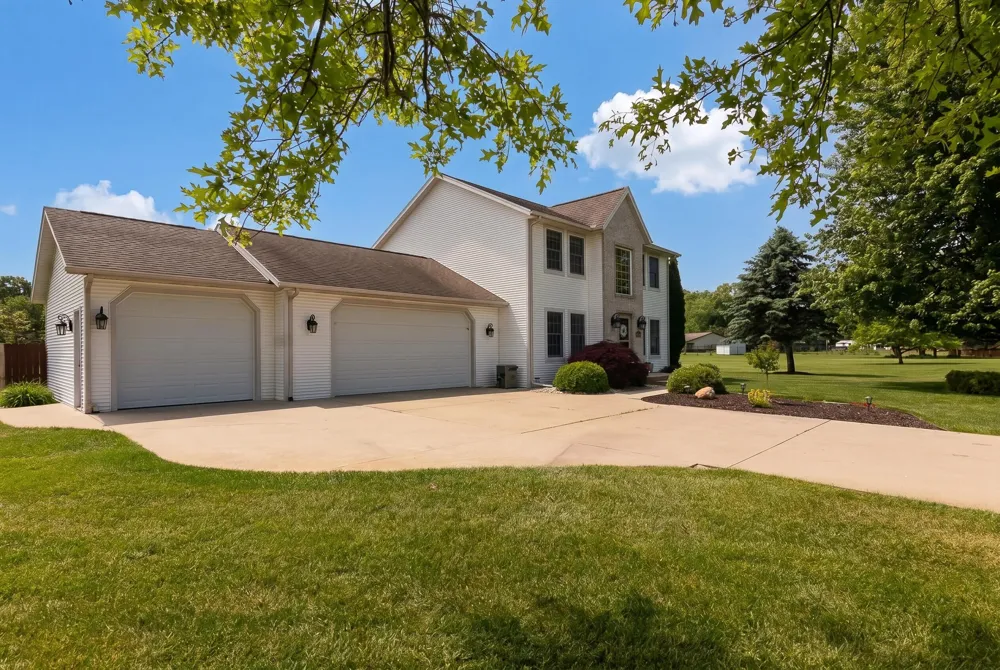 47679 Woodfield Circle Almena Township, MI 49071