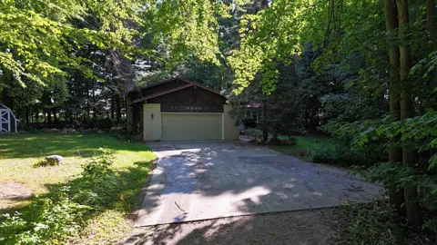 8800 Golfside Court