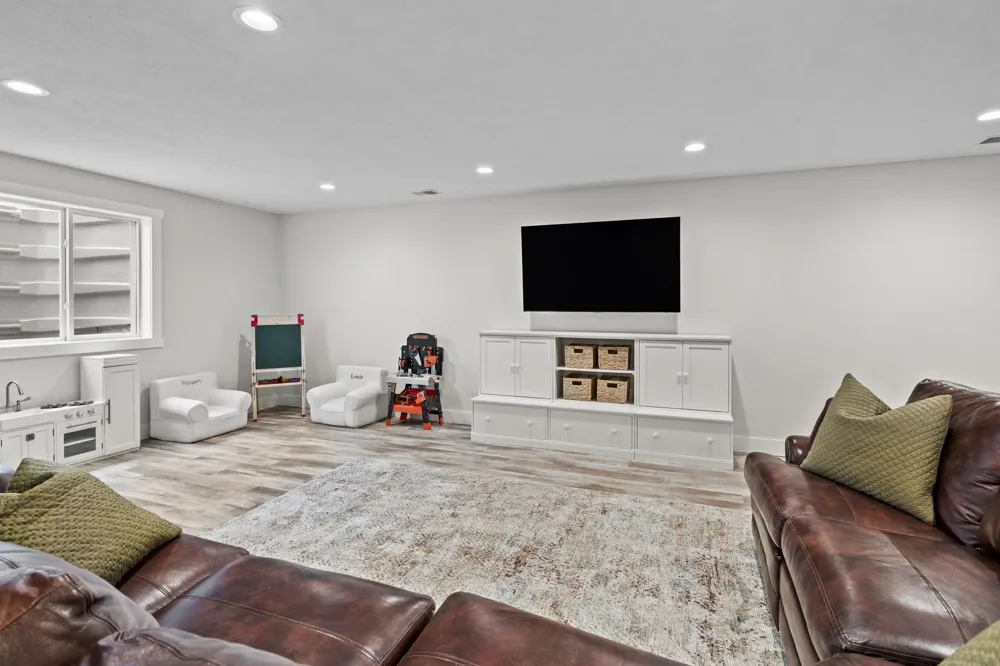 5404 Barney Road Garfield Charter Township, MI 49684
