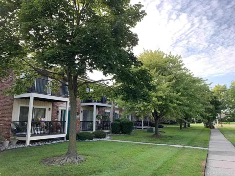 12090 15 Mile Road