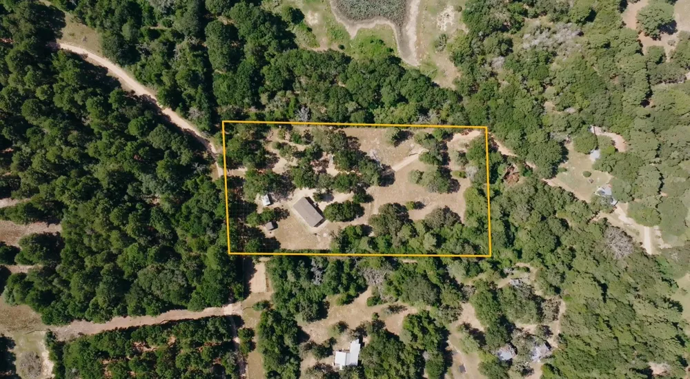 1047 Jim Bob Lane New Ulm, TX 78950