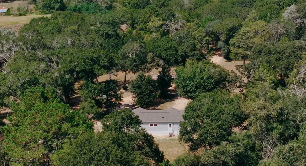 1047 Jim Bob Lane New Ulm, TX 78950
