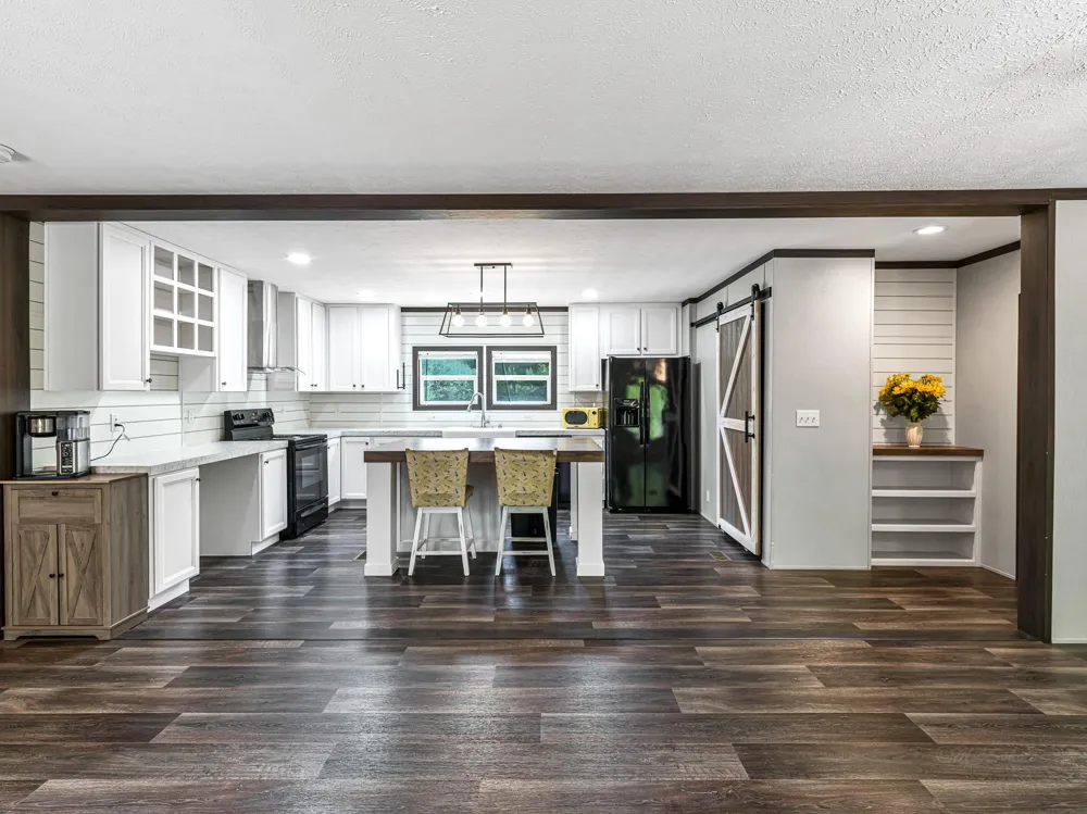 1047 Jim Bob Lane New Ulm, TX 78950