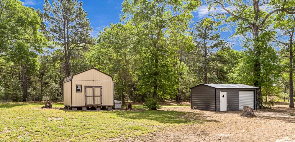 1047 Jim Bob Lane New Ulm, TX 78950
