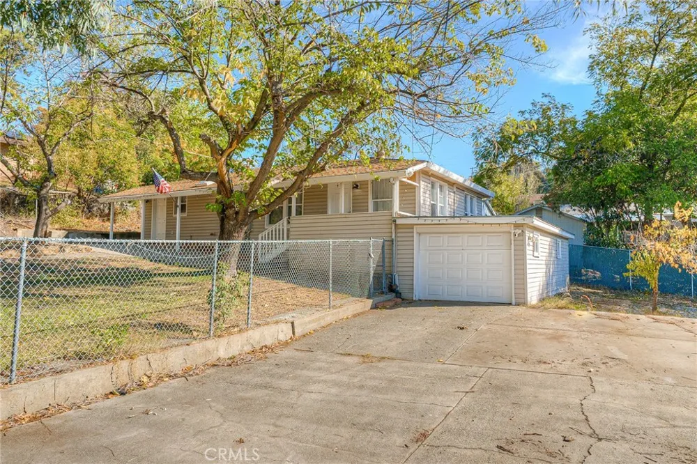 12 Service Oroville, CA 95966