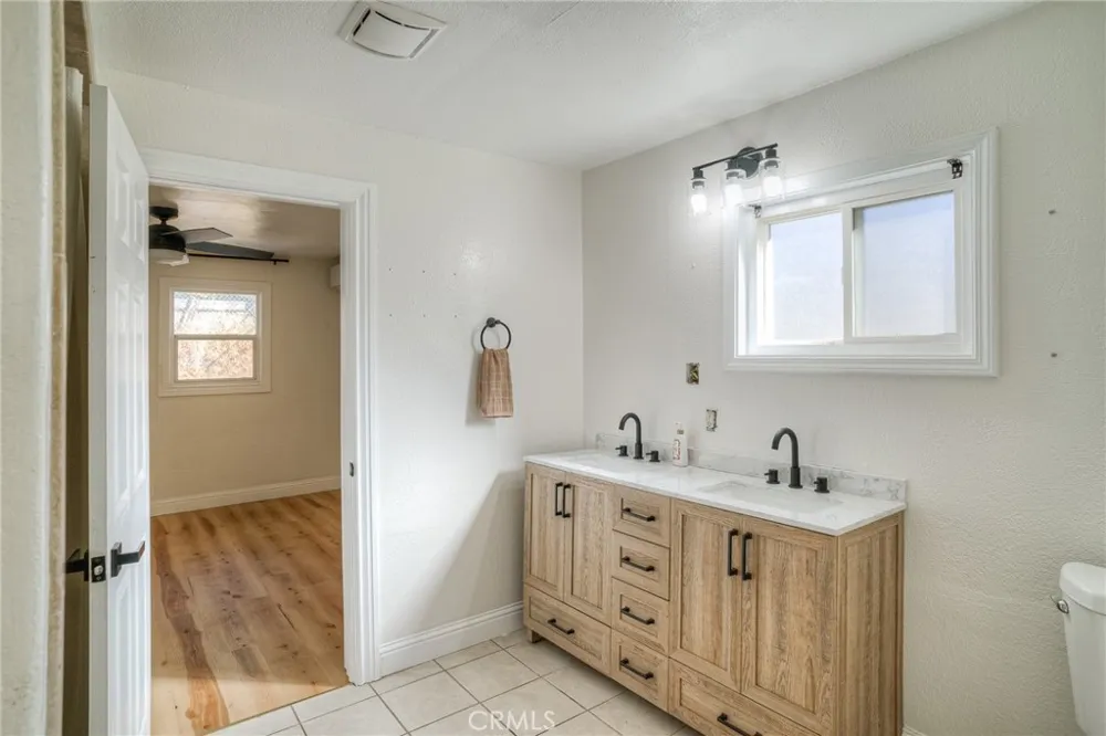 12 Service Oroville, CA 95966