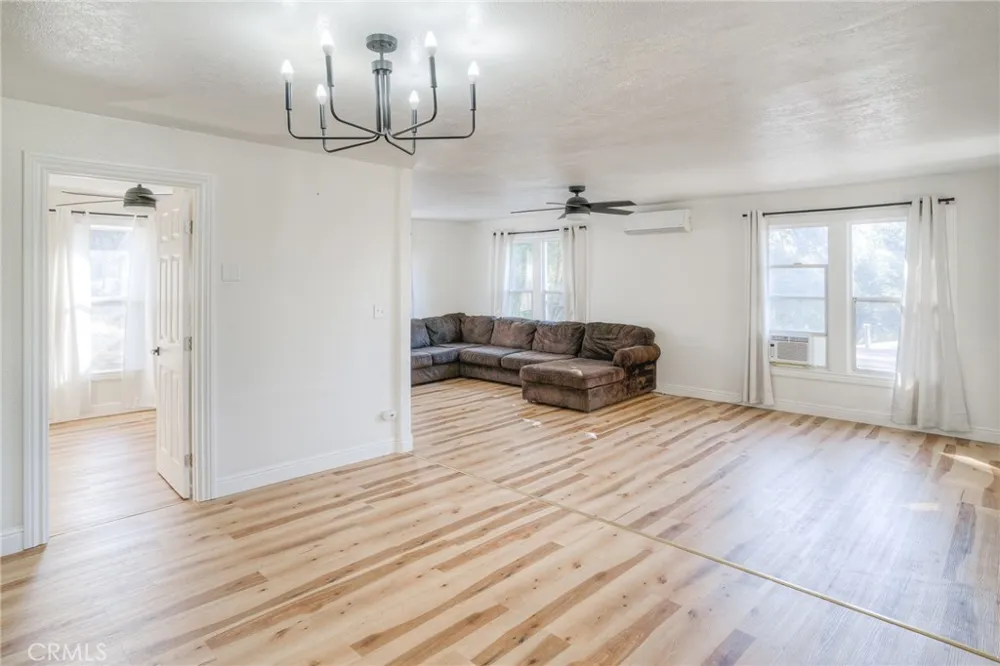 12 Service Oroville, CA 95966
