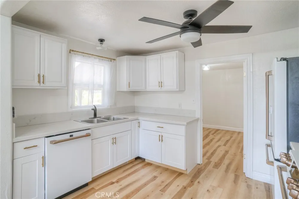 12 Service Oroville, CA 95966
