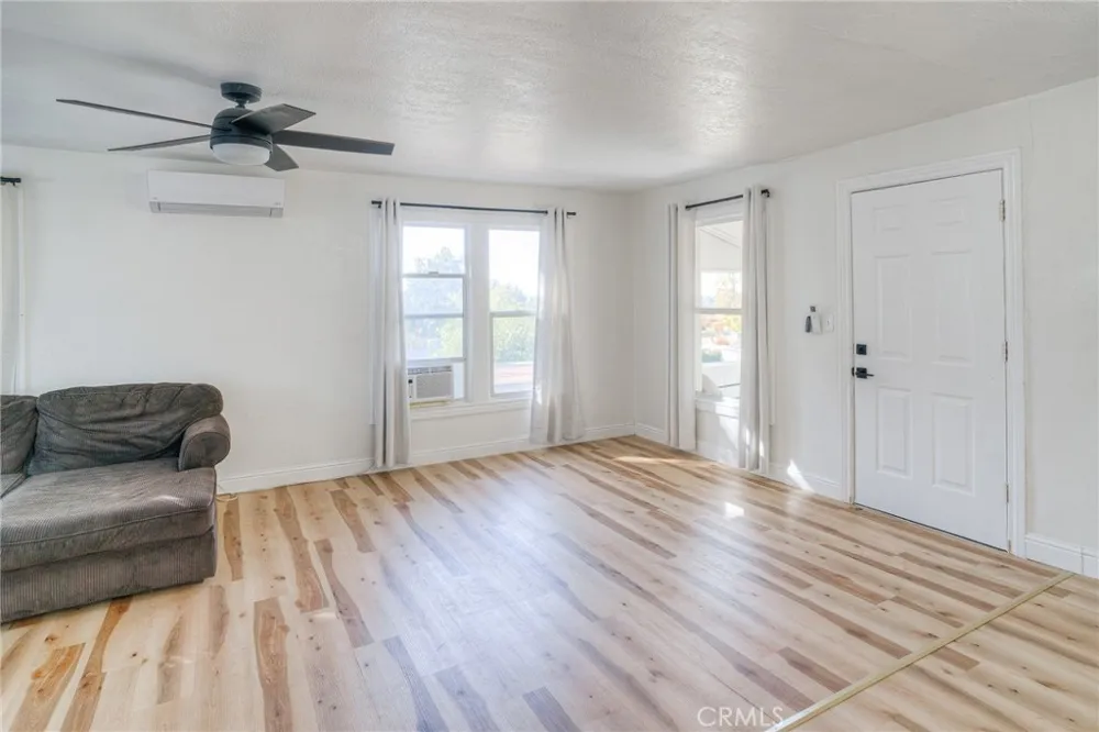 12 Service Oroville, CA 95966