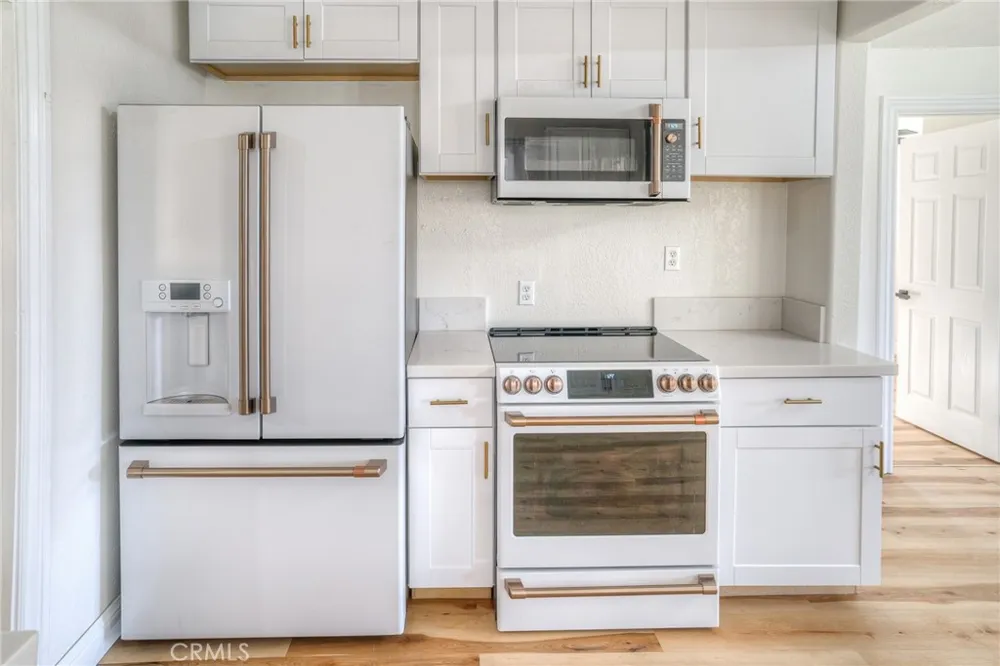 12 Service Oroville, CA 95966