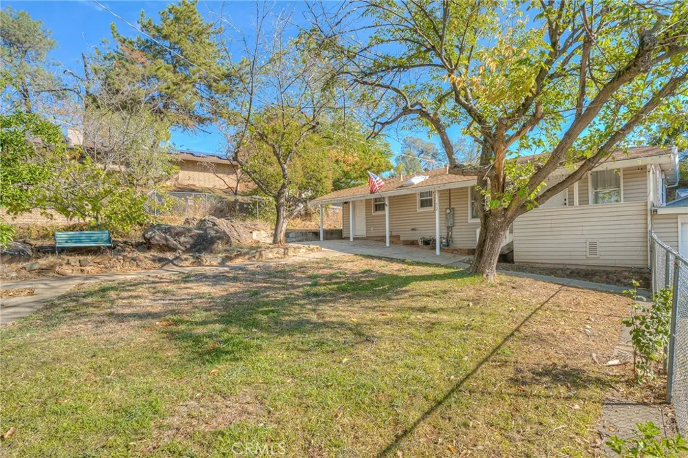 12 Service Oroville, CA 95966