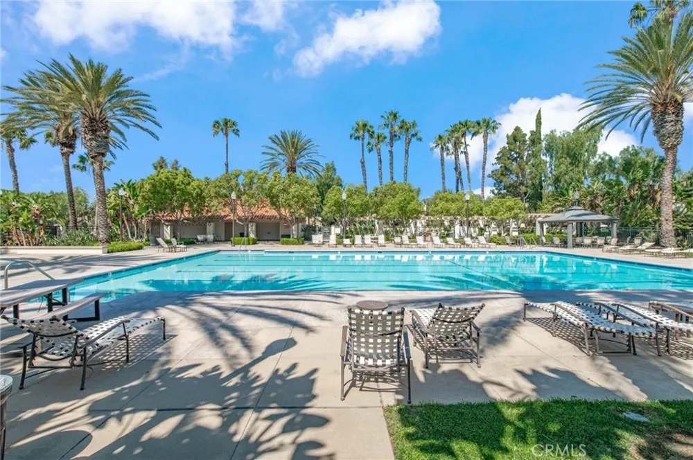 3 Ardmore Irvine, CA 92602