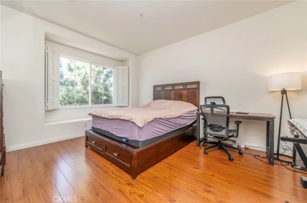 3 Ardmore Irvine, CA 92602