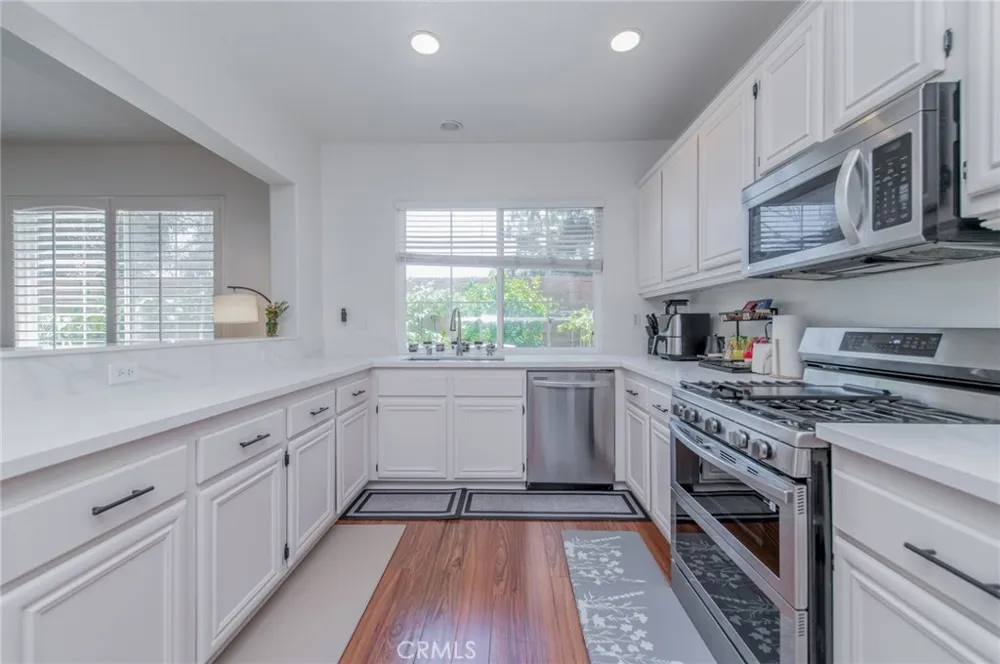 3 Ardmore Irvine, CA 92602