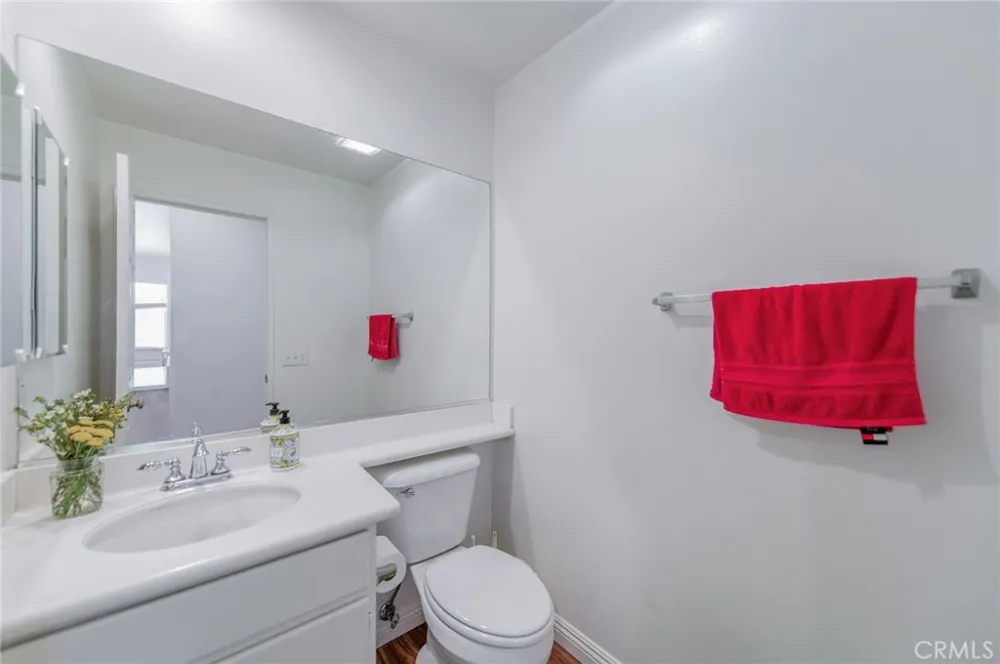 3 Ardmore Irvine, CA 92602