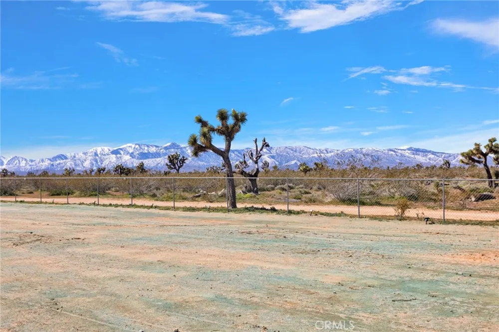 8720 Greasewood Lane Victorville, CA 92392