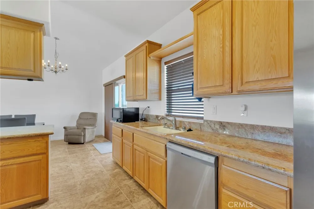 8720 Greasewood Lane Victorville, CA 92392