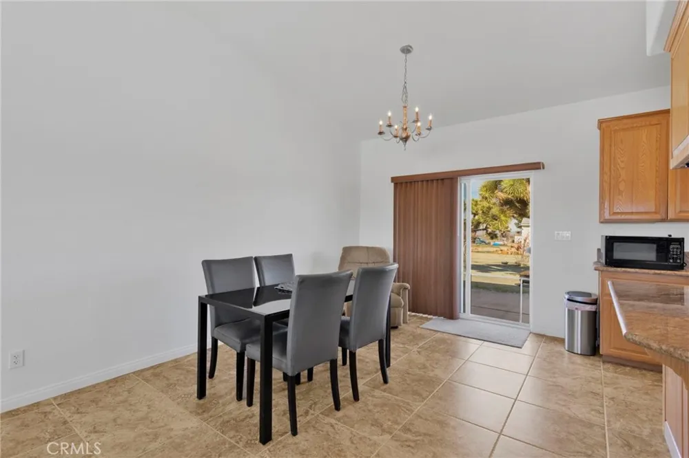 8720 Greasewood Lane Victorville, CA 92392