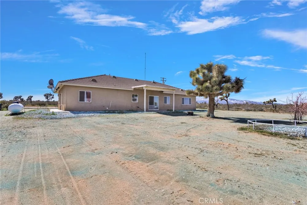 8720 Greasewood Lane Victorville, CA 92392