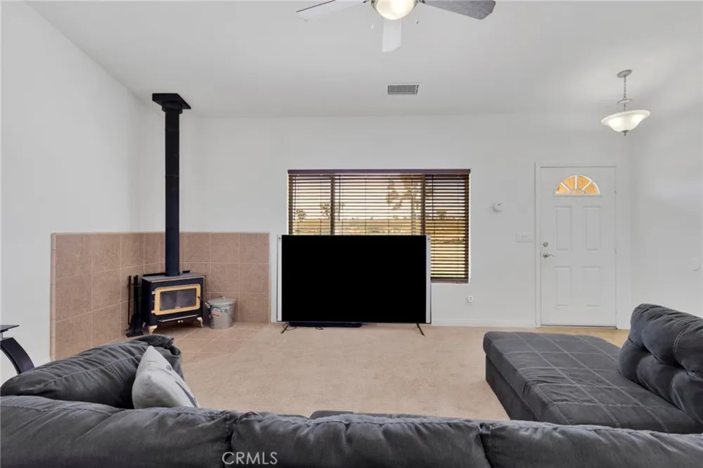 8720 Greasewood Lane Victorville, CA 92392