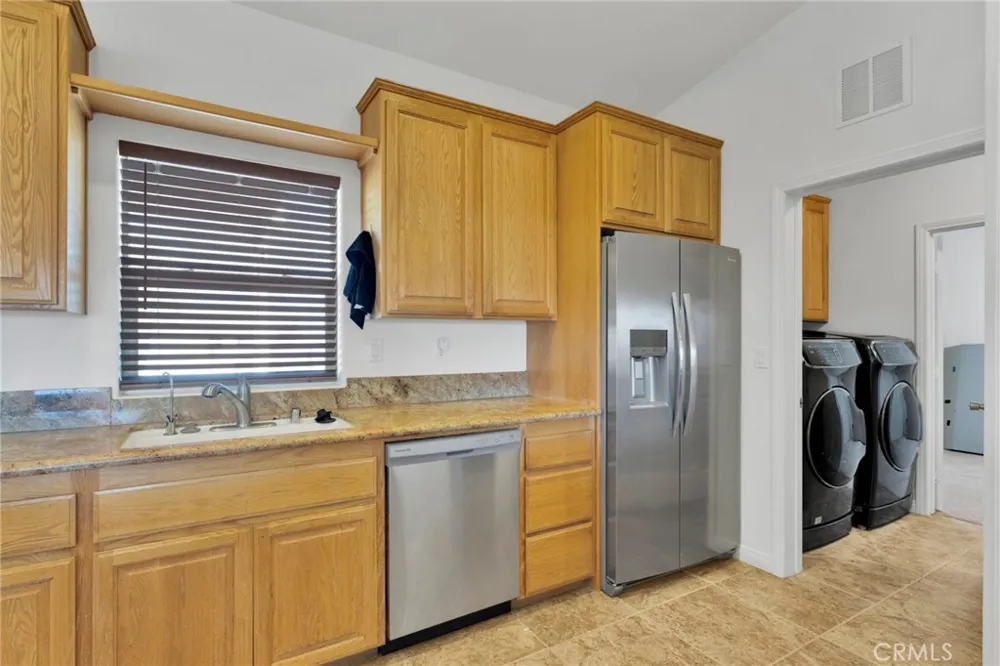 8720 Greasewood Lane Victorville, CA 92392