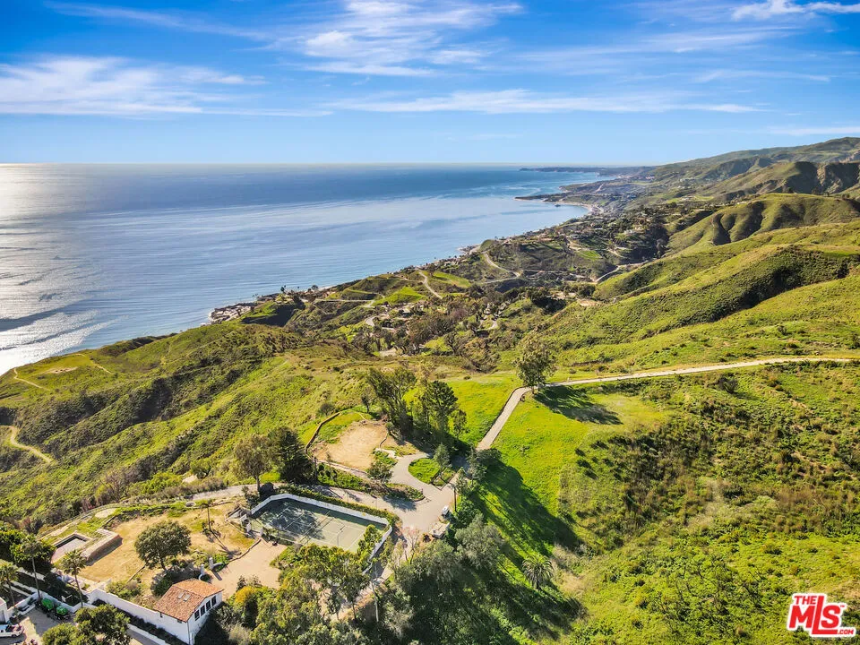 20960 Big Rock Drive Malibu, CA 90265