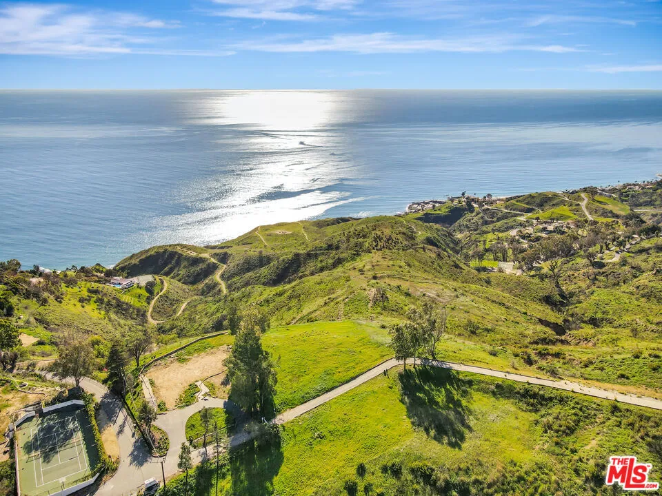 20960 Big Rock Drive Malibu, CA 90265
