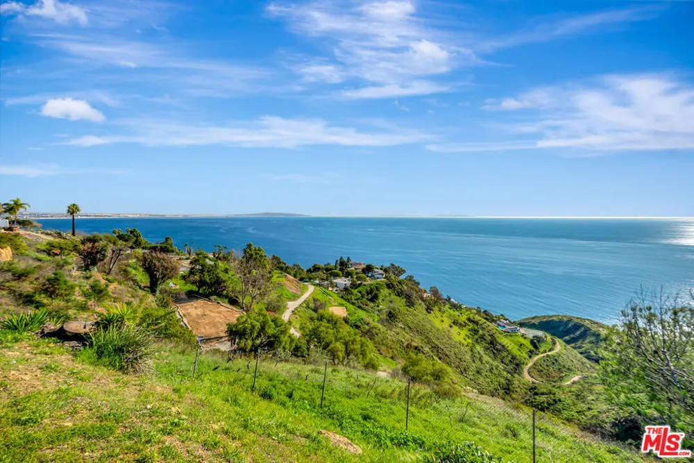 20960 Big Rock Drive Malibu, CA 90265