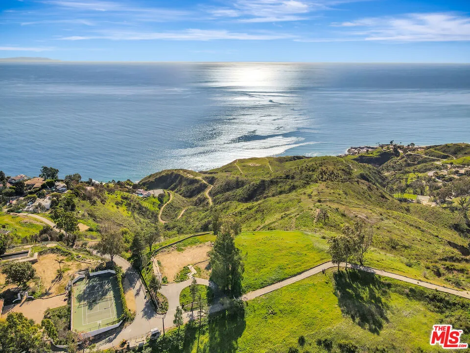 20960 Big Rock Drive Malibu, CA 90265