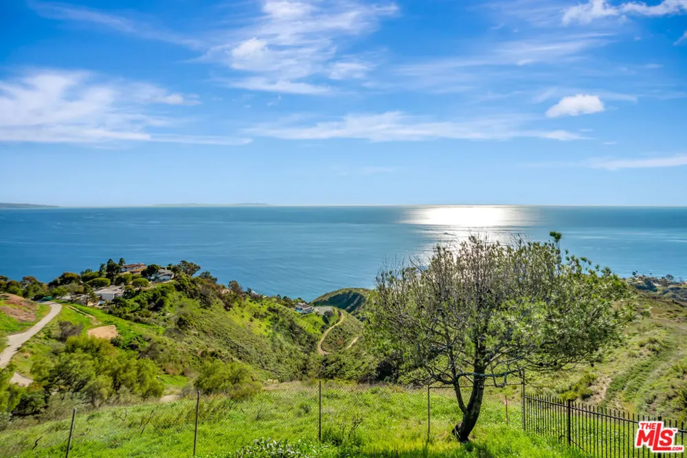 20960 Big Rock Drive Malibu, CA 90265