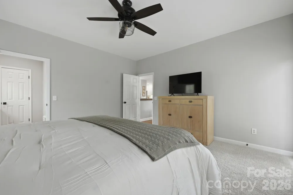 643 W Landing Drive Jefferson, NC 28640